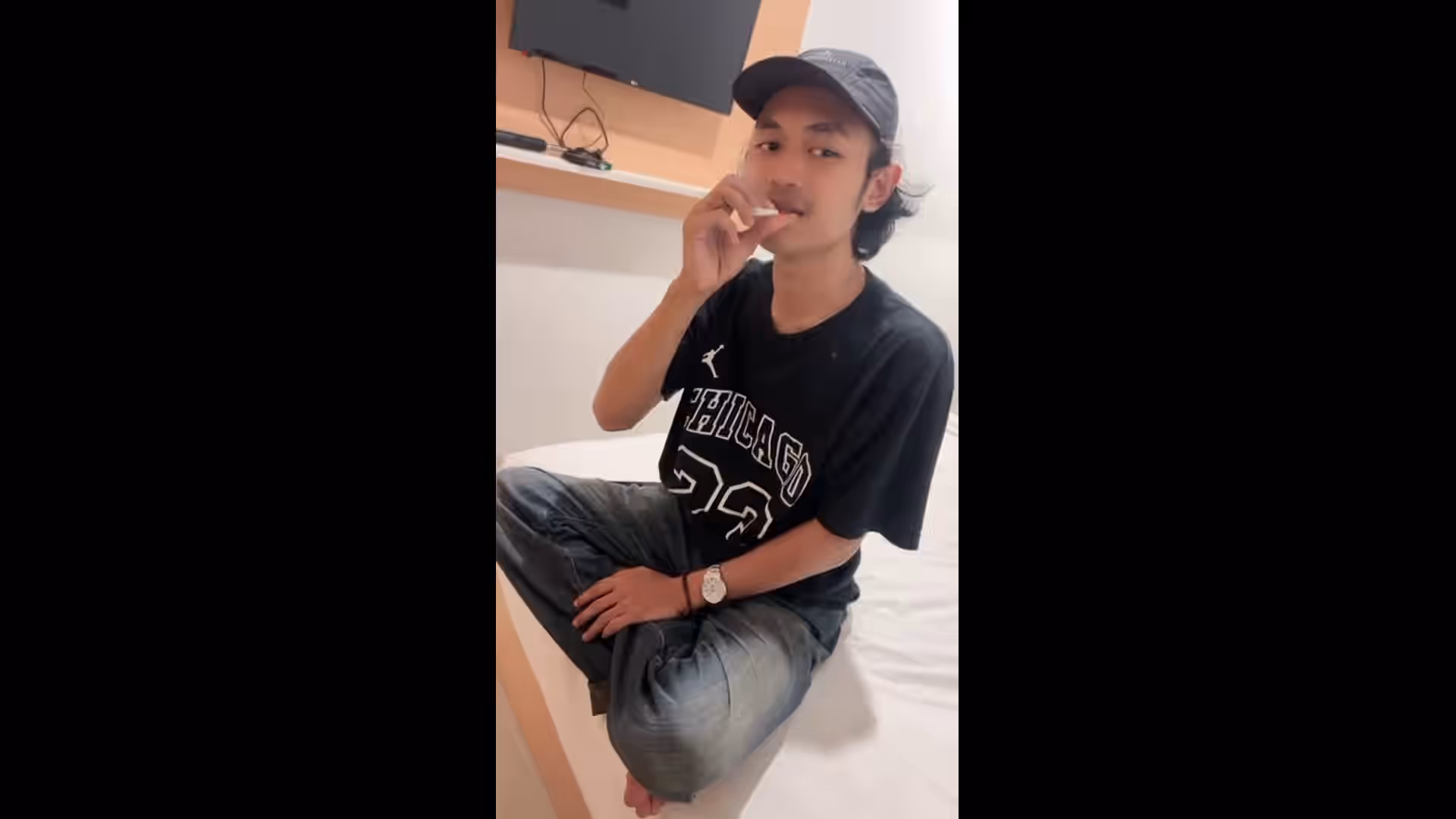 Shemale | Agay dapet brondong anak sekena abis !!!