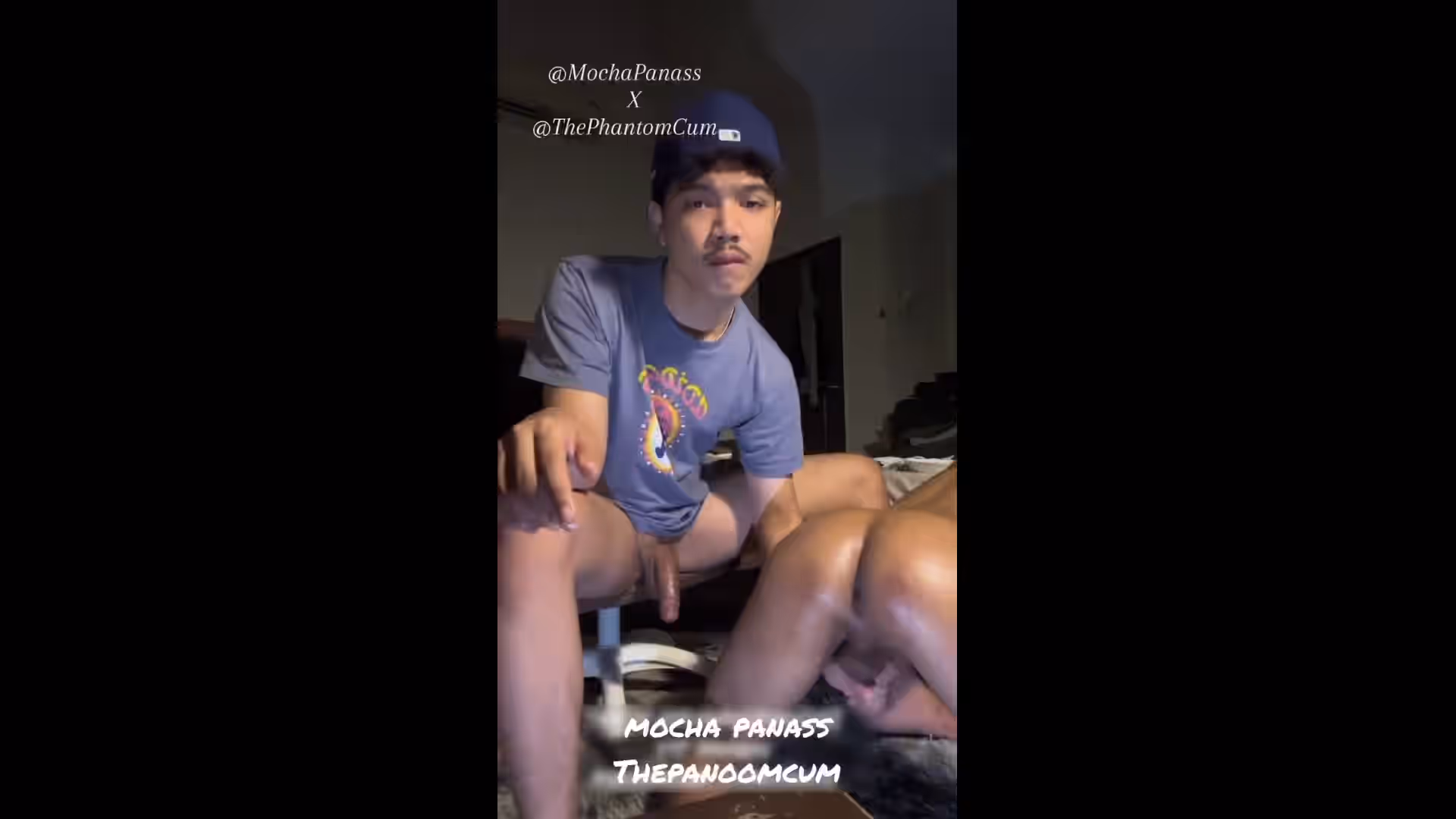 Tiktokers dari malaysia sedang bermain bersama kontol