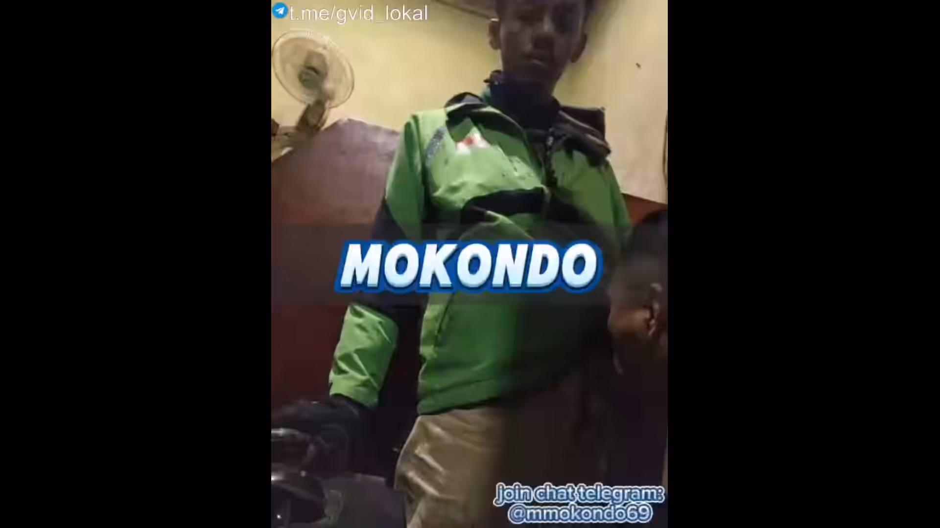 Shemale | @Mokondo siwaria jalanan, siapa aja diajak ngewe, yg penting bisa bikin konten