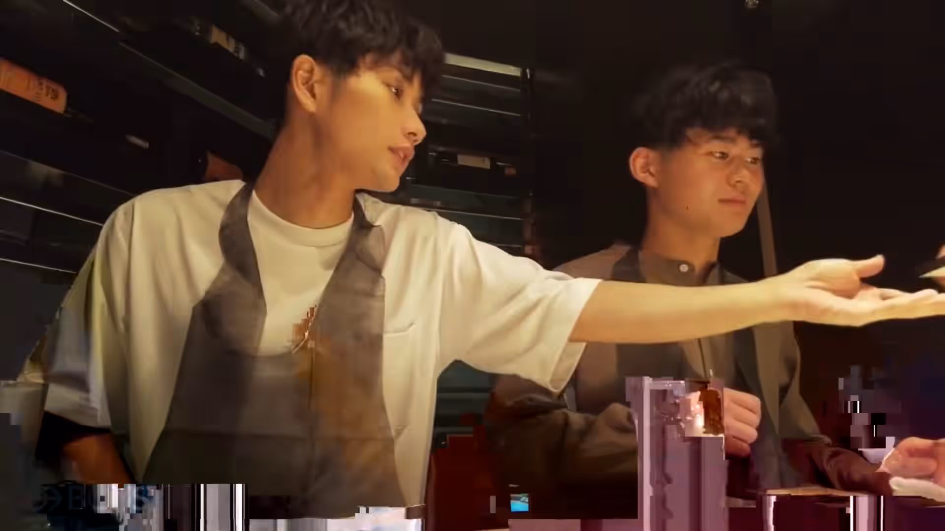 cintaku bertemu di sebuah Club malam