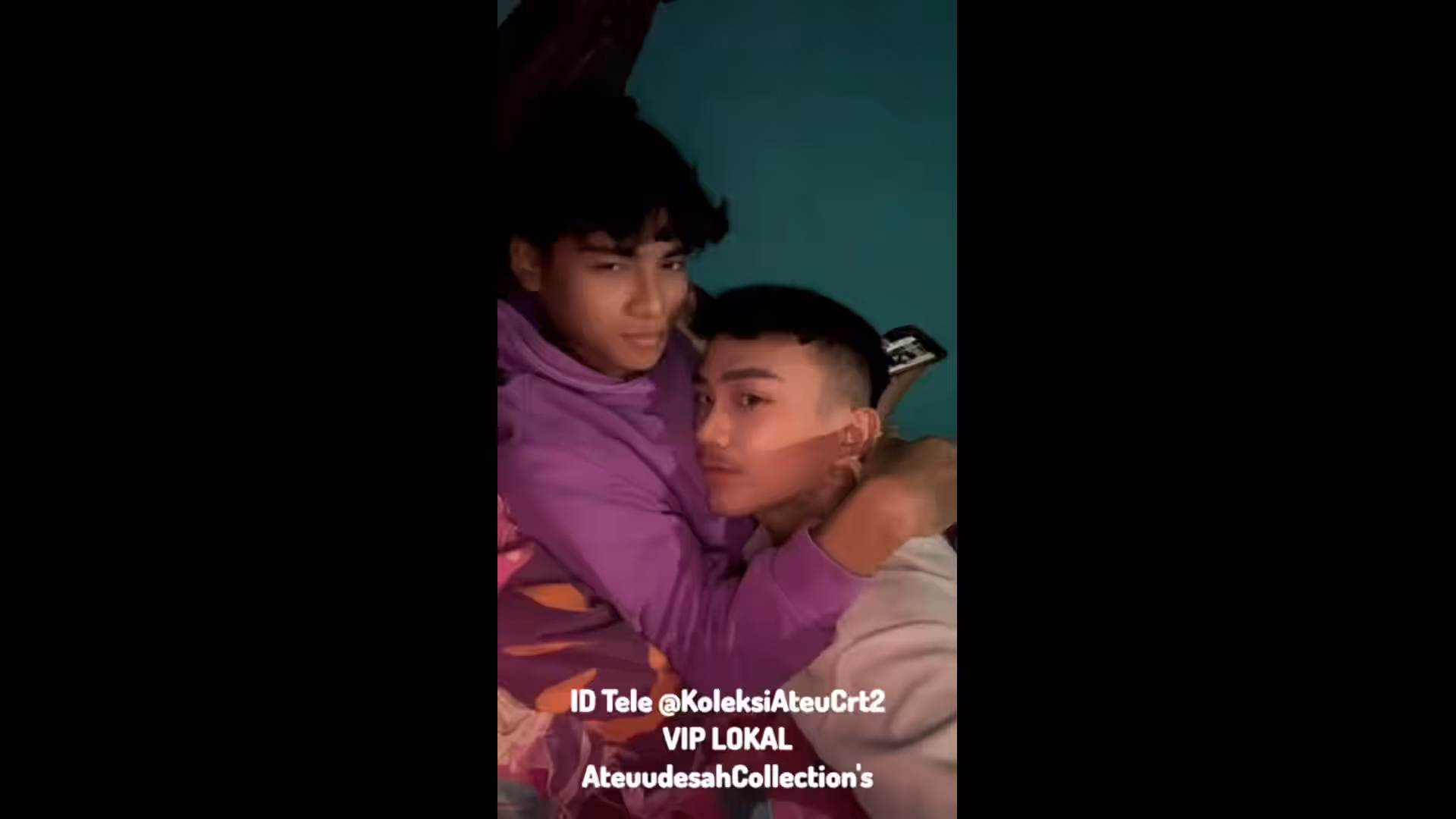 @Julian klo dapet brondong cakepan dikit langsung aja pelernya disepong..