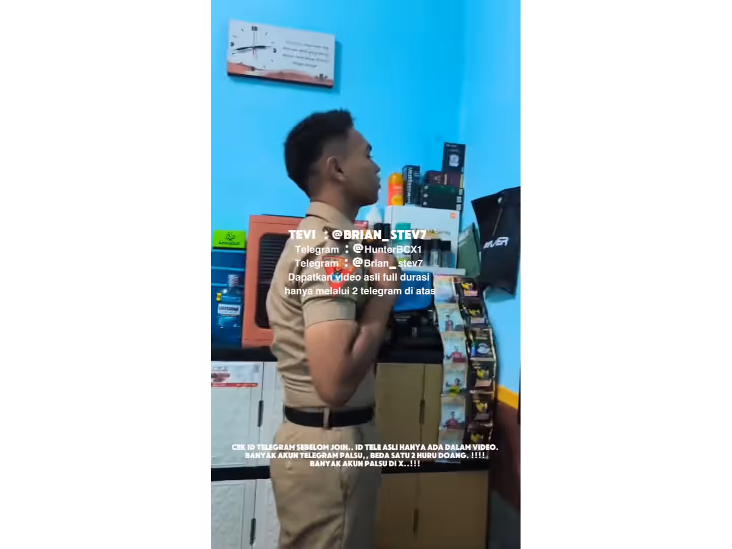 Stright To Gay | bareng yang berseragam
