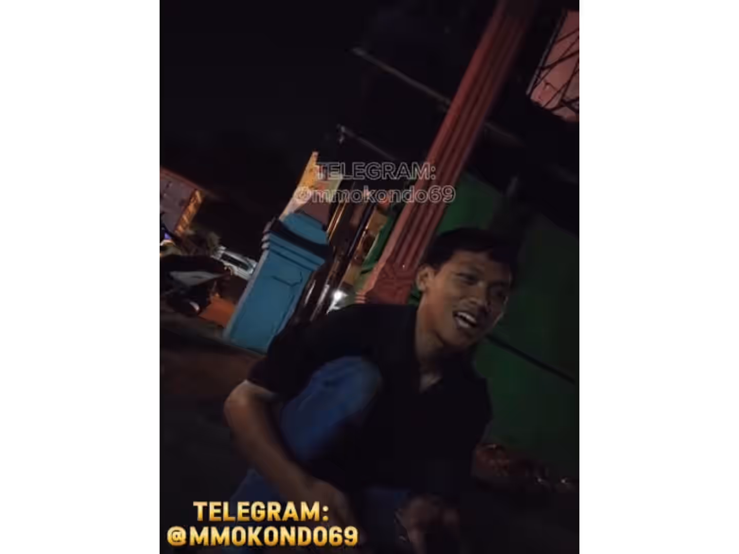 Shemale | Ketemu abang ganteng langsung dibungkus sama waria