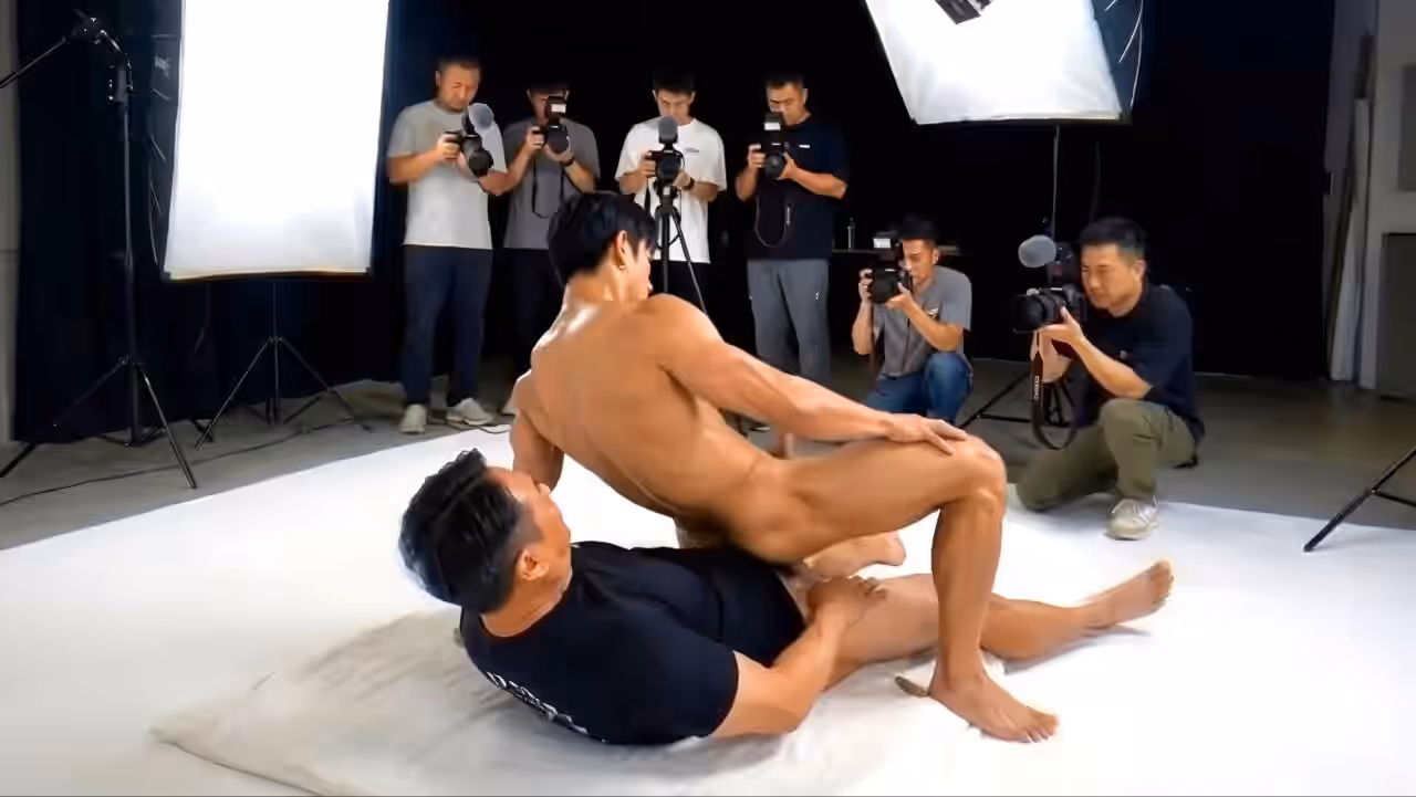 Breaking the Model – Gay AI