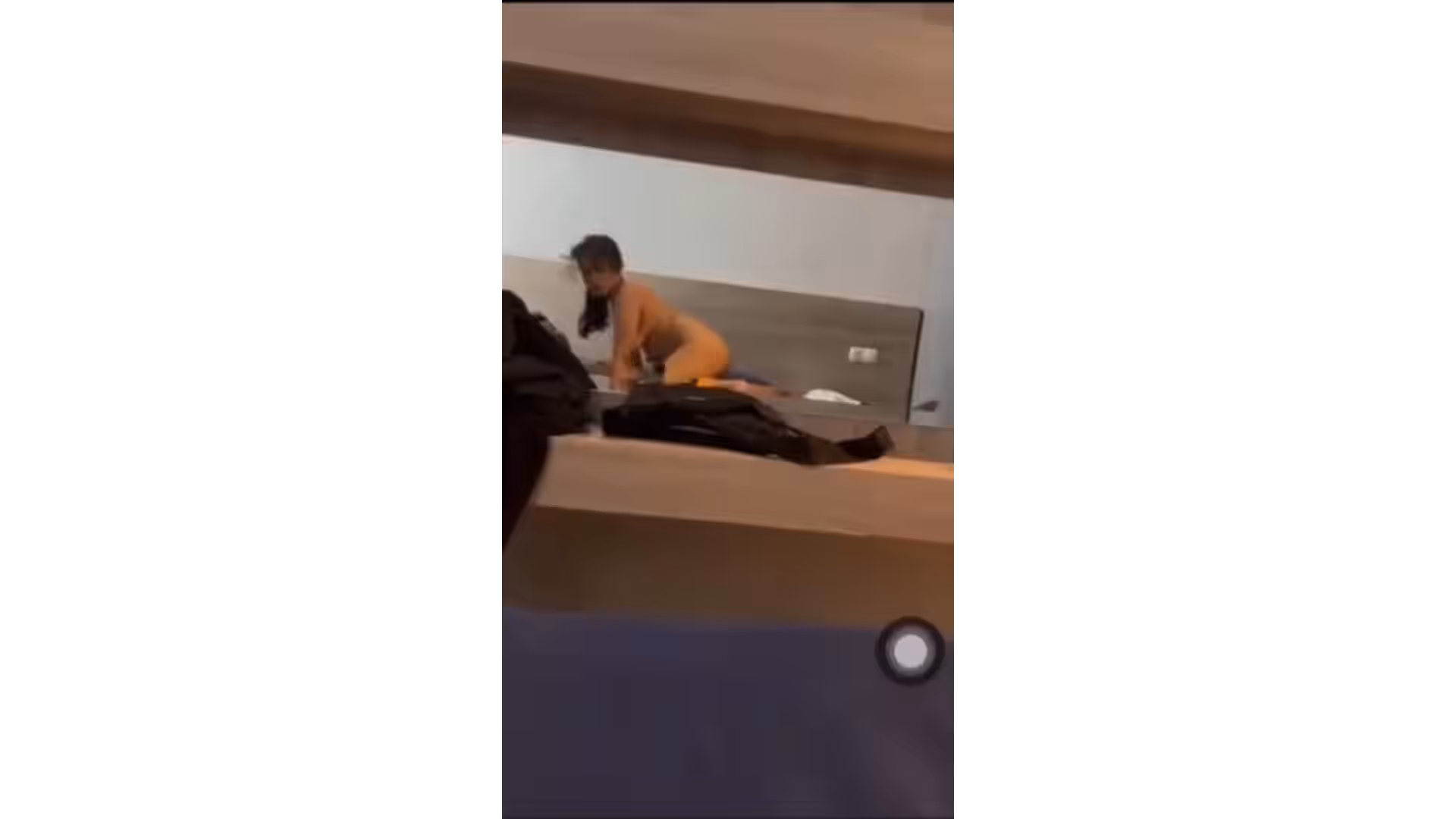 Bokep Indonesia | kamera tersembunyi bareng cewe michat
